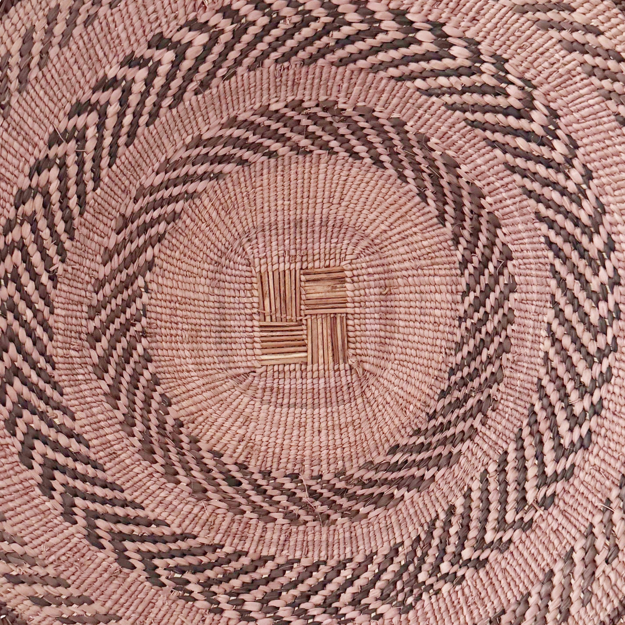 16.5" Binga Wall Basket #I044