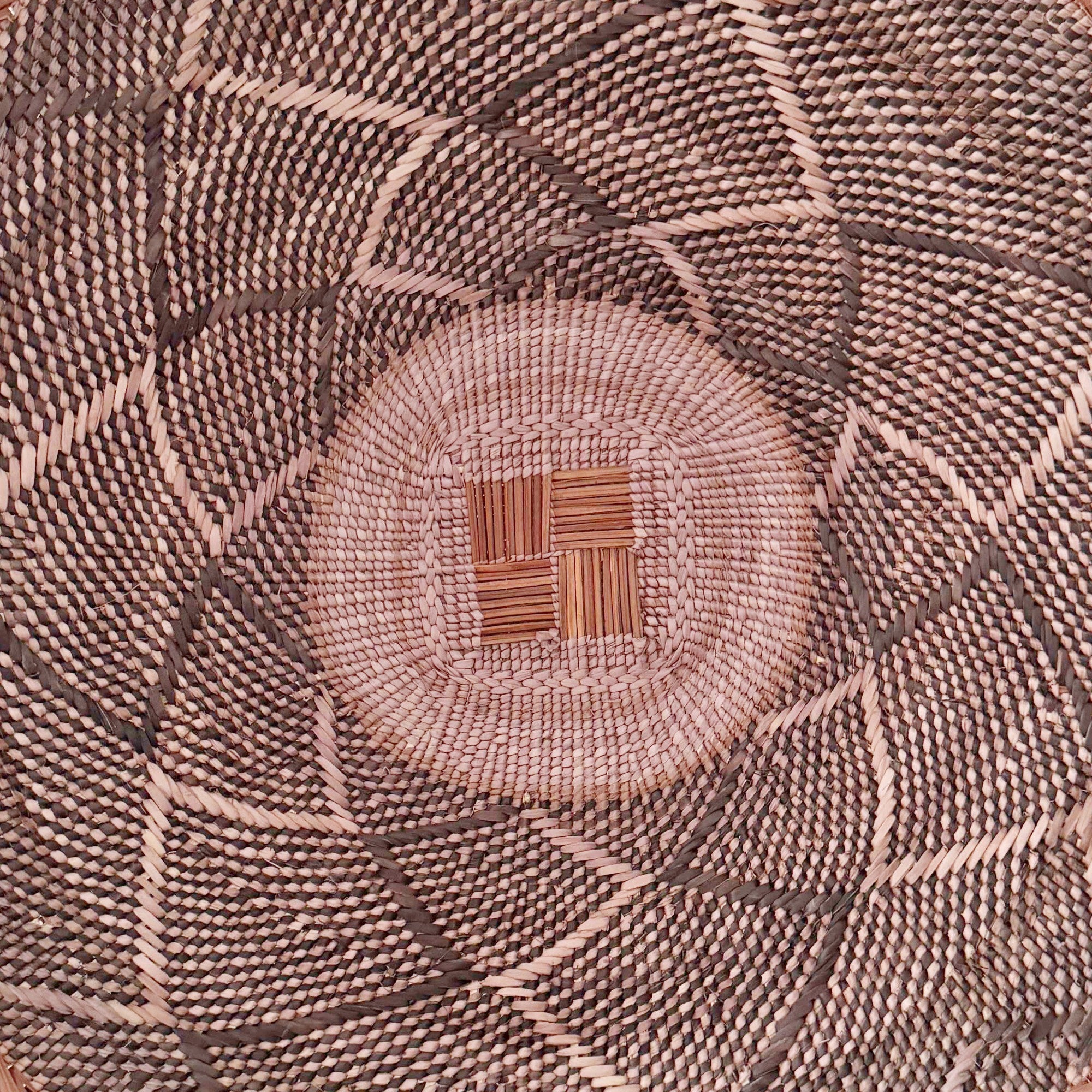 17.5" Binga Wall Basket #I041