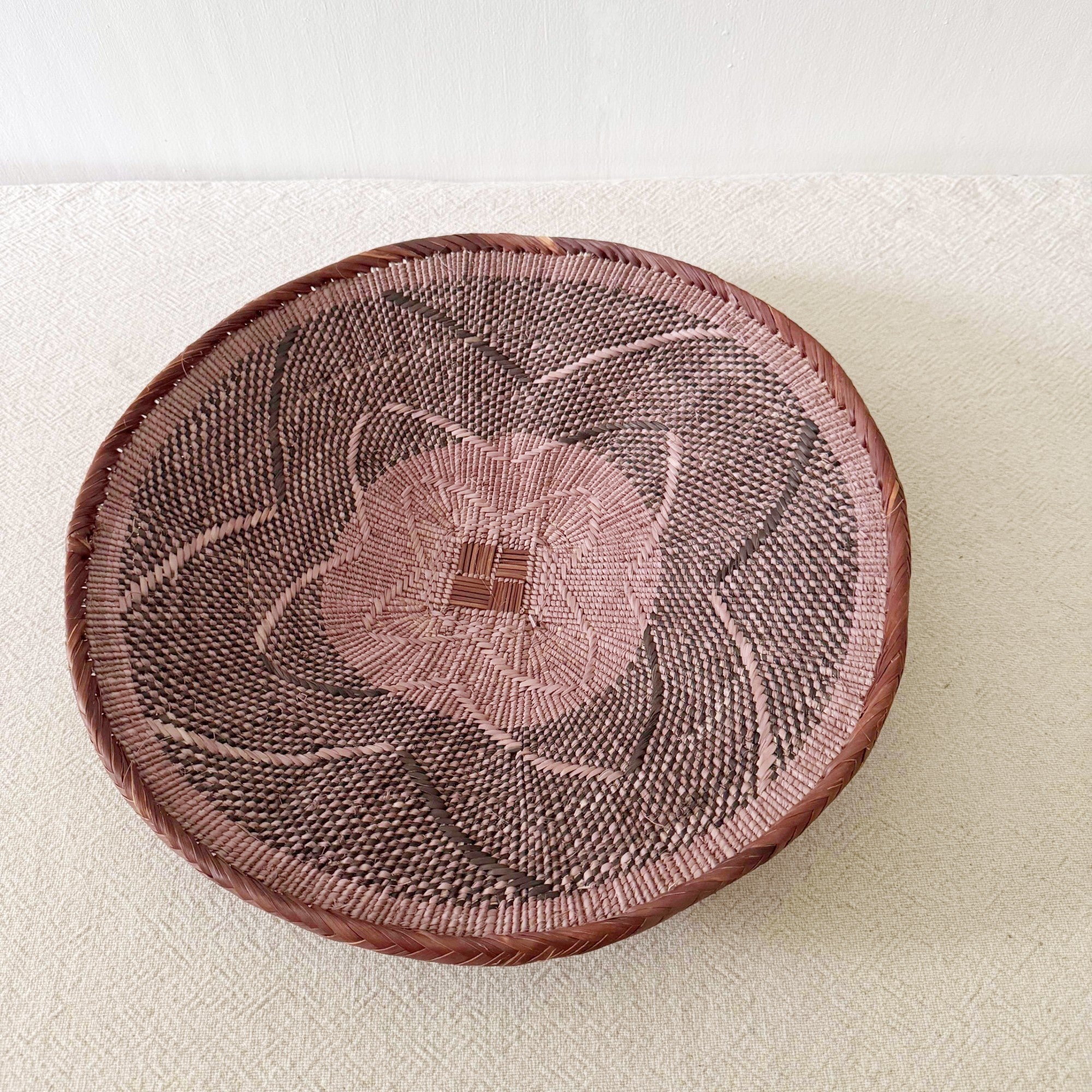 17" Binga Wall Basket #I040