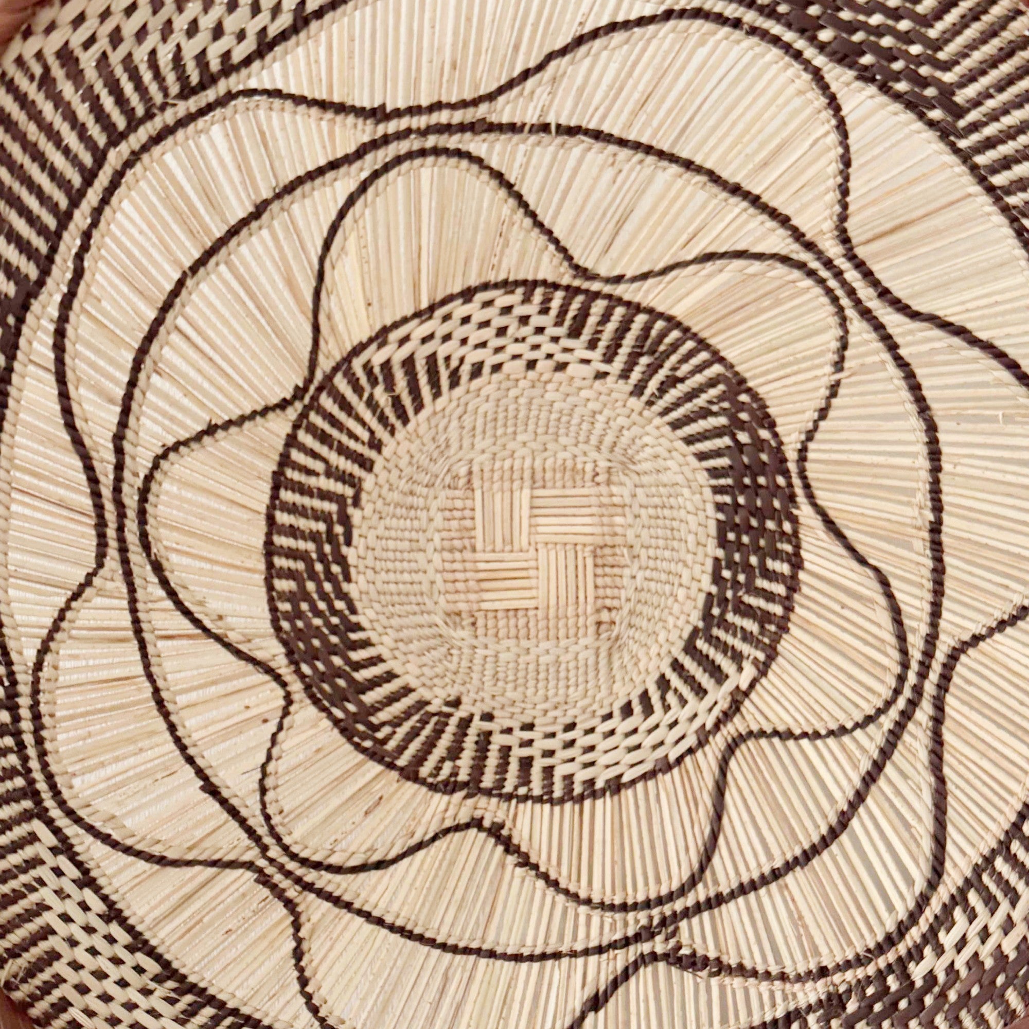 16" Binga Wall Basket #I034