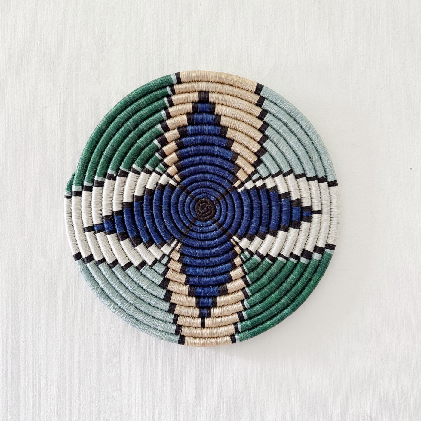 Camazi Trivet