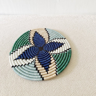 Camazi Trivet