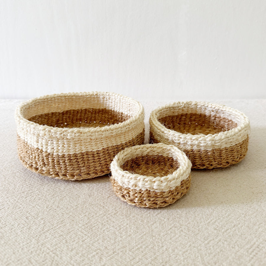 Liani Mini Tray Set: Tan Base