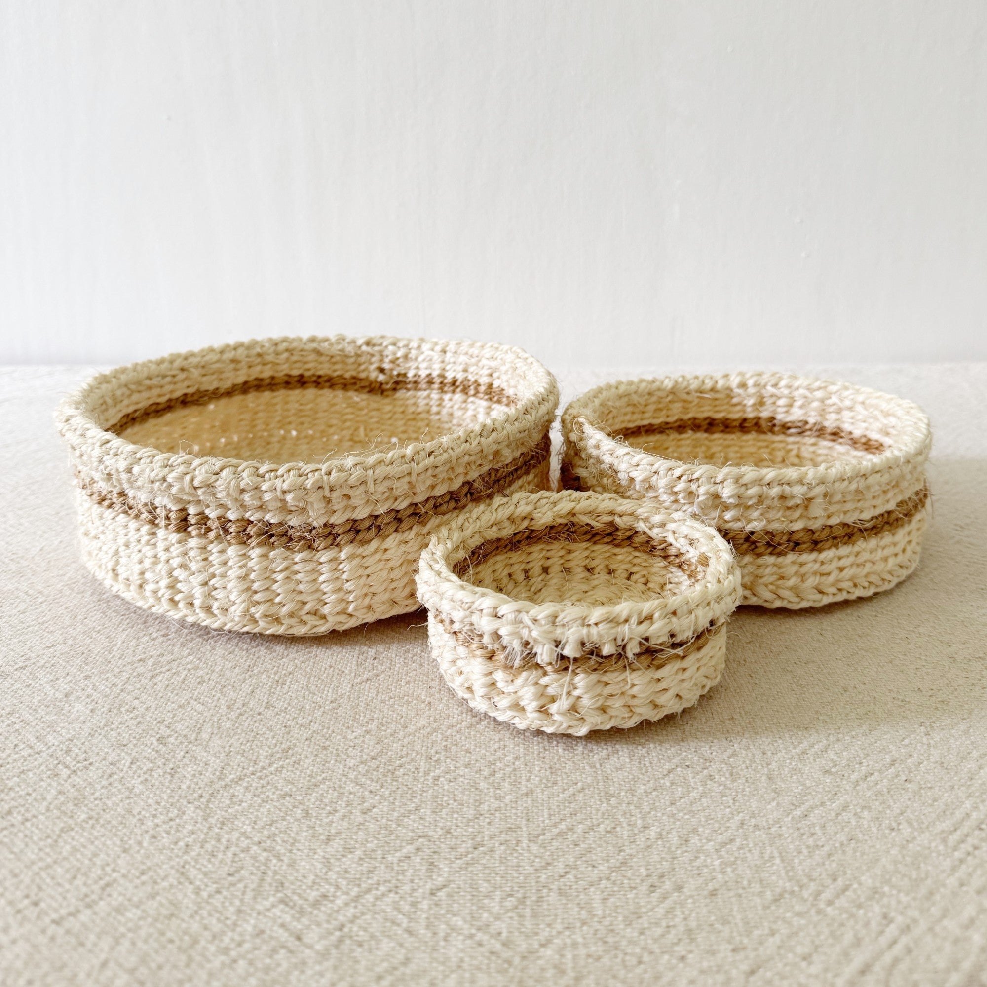 Liani Mini Tray Set: Line