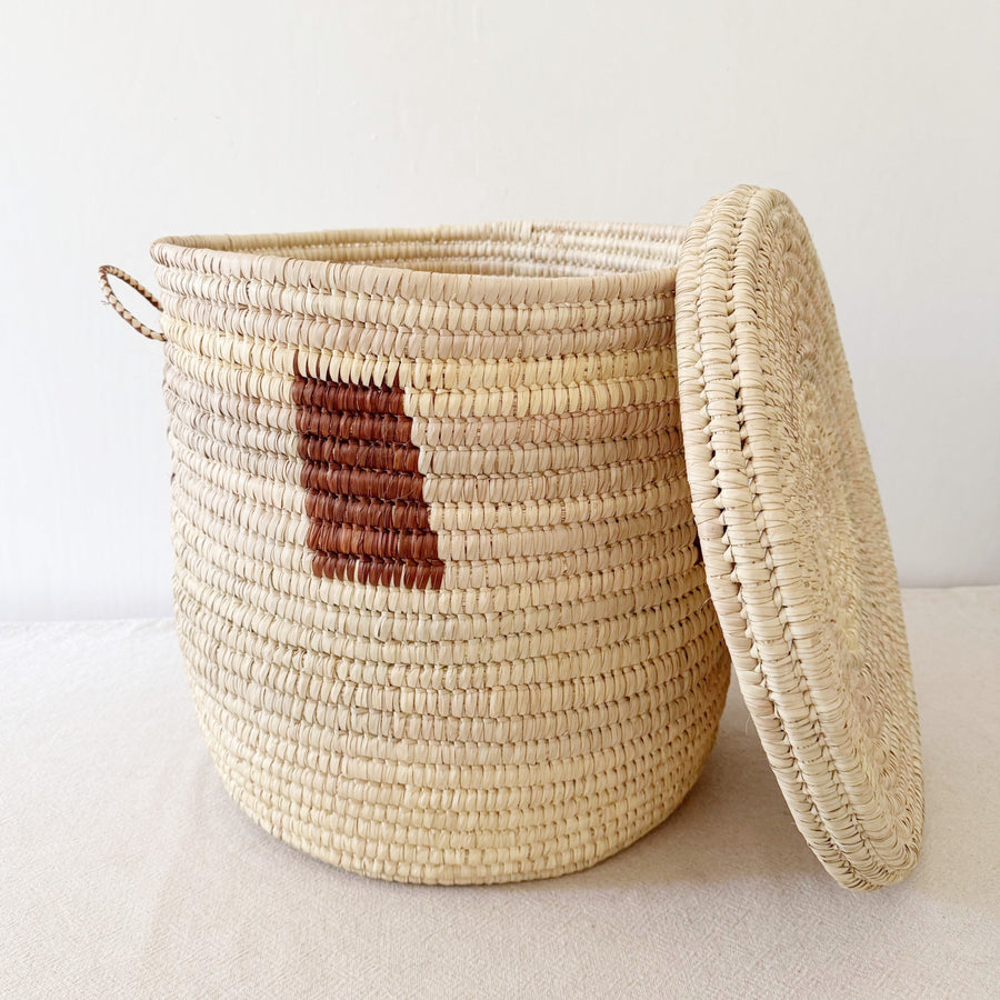 18.5" Lidded Palm Basket- Brown Rectangle