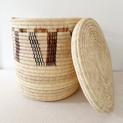 22" Lidded Palm Basket: Brown & Black V