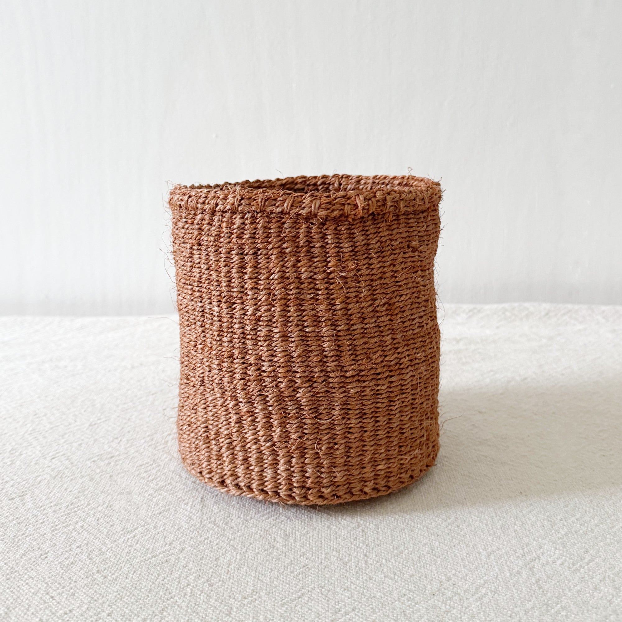 Storage Plant Basket: Terracotta