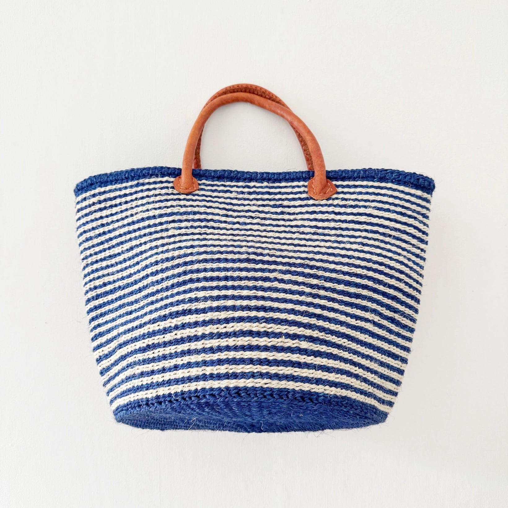 Kazi Tote: Beachcomber