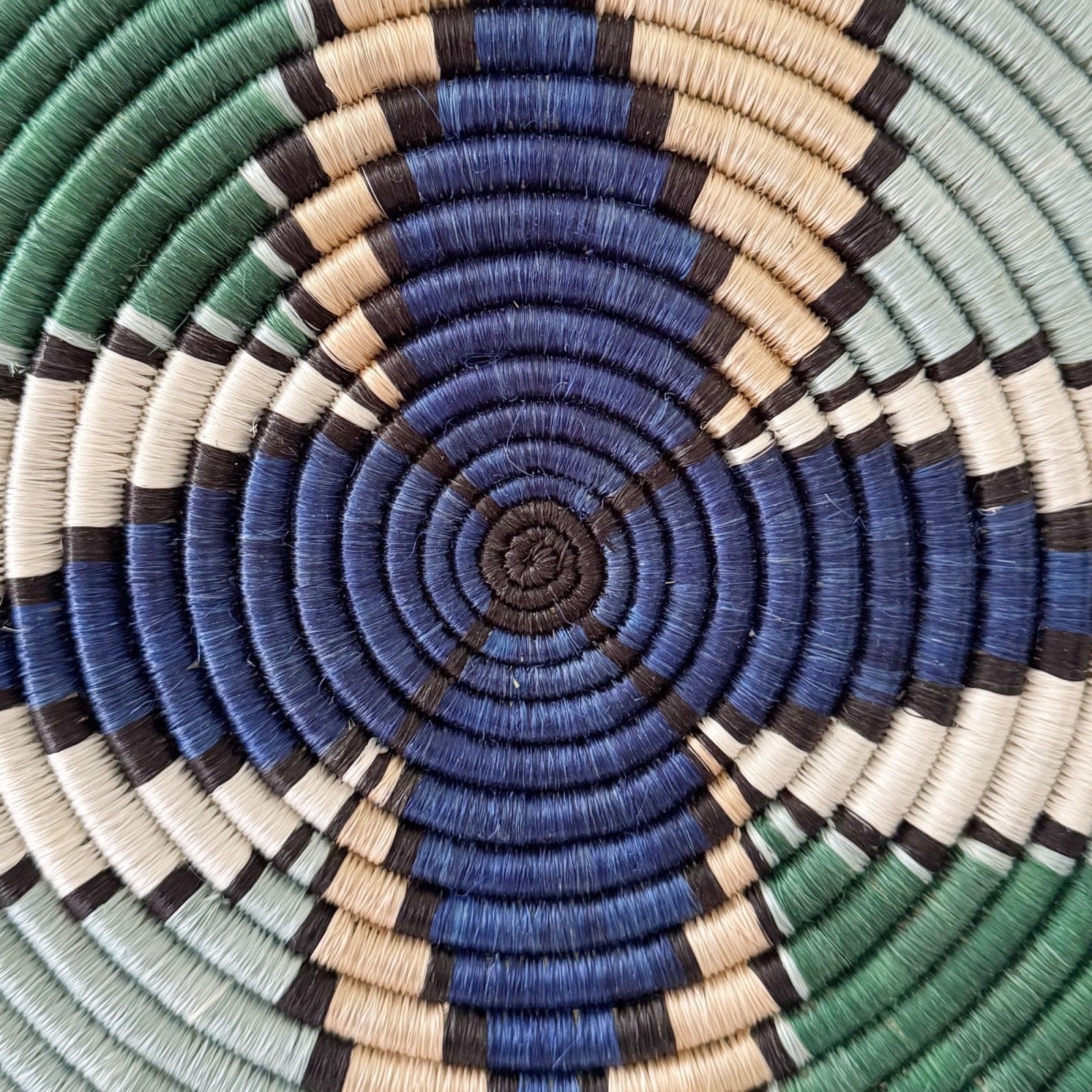 Camazi Trivet - Amsha