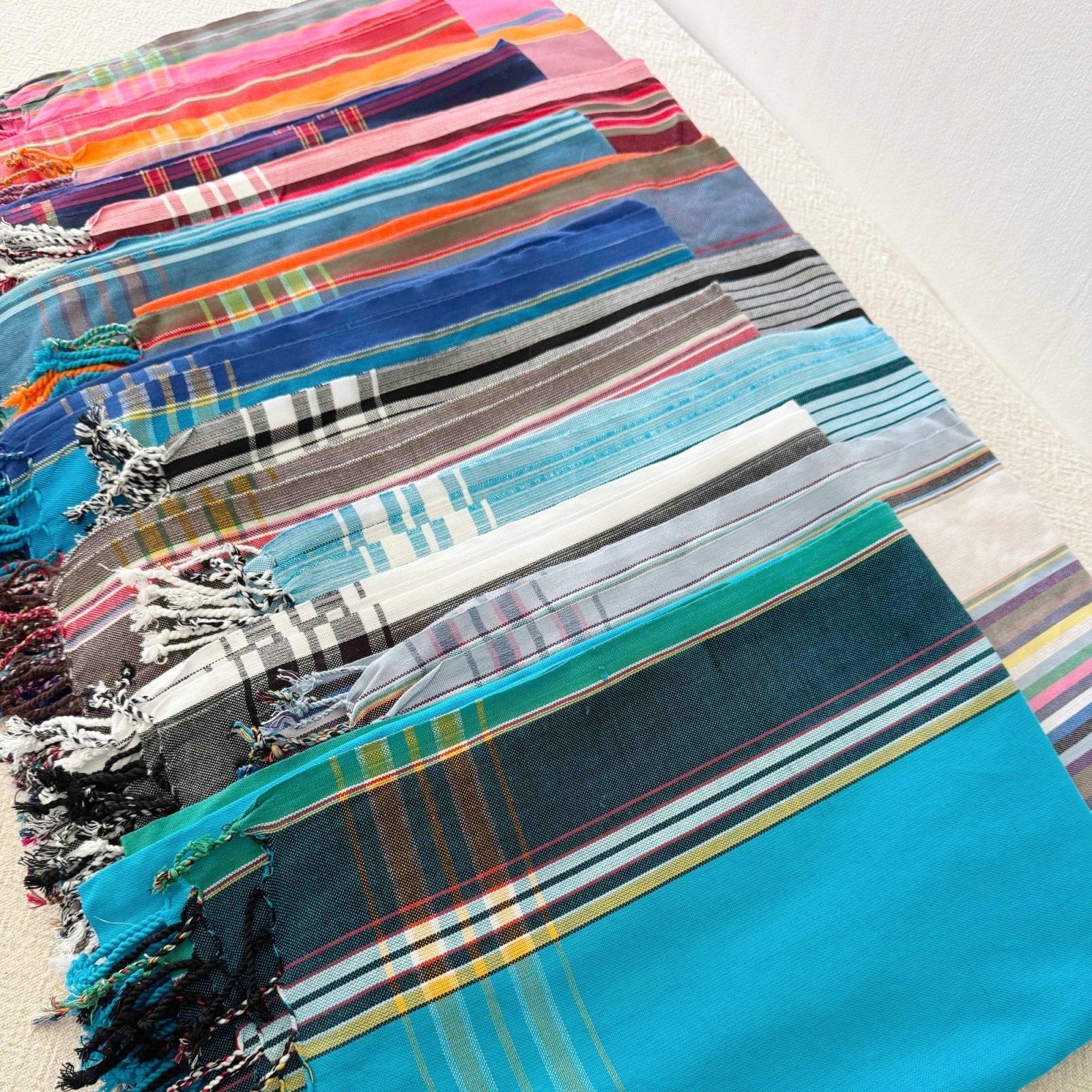 Kikoi: Swahili Lightweight Cotton Towel, Sarong, Scarf - Amsha