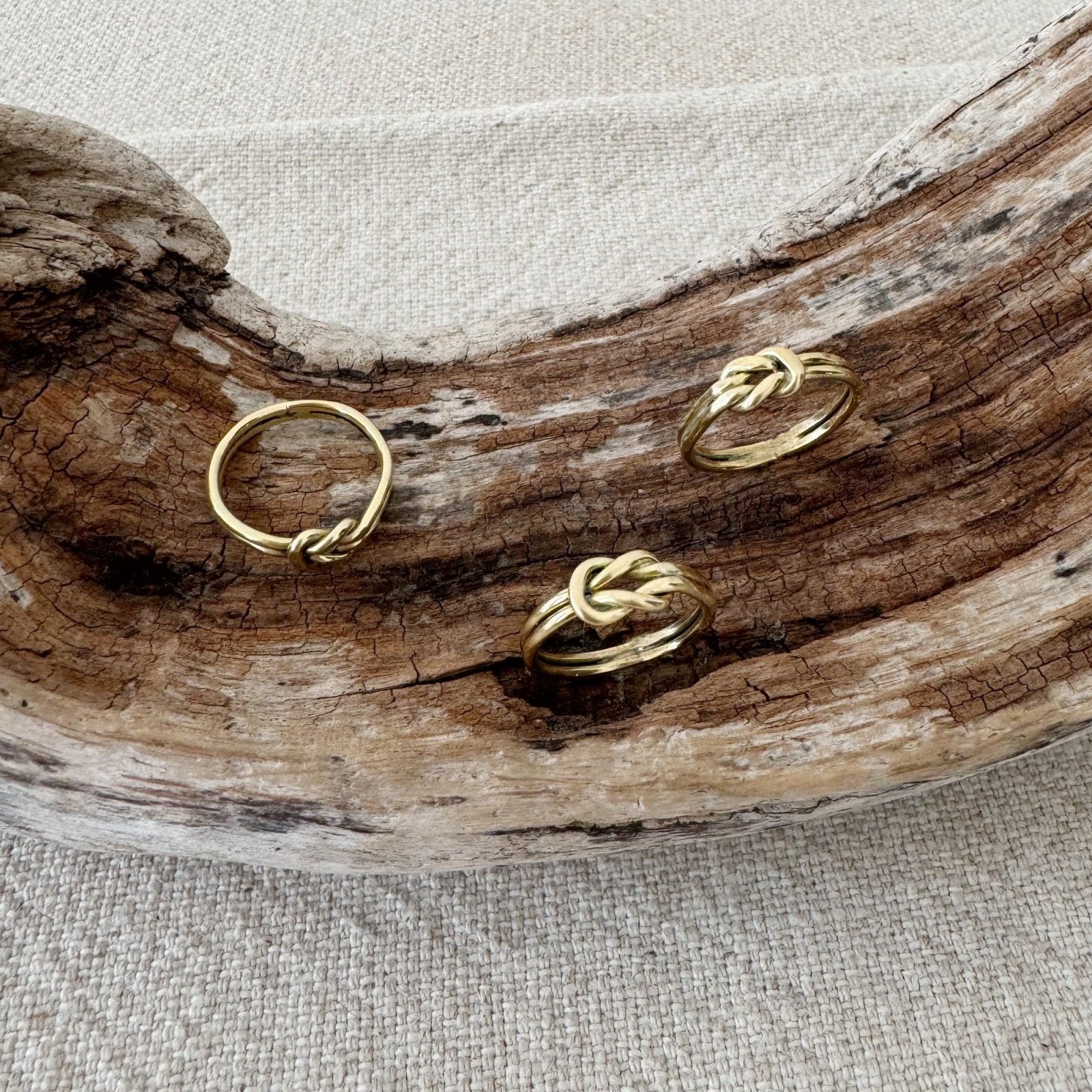 Knotted Ring - Amsha