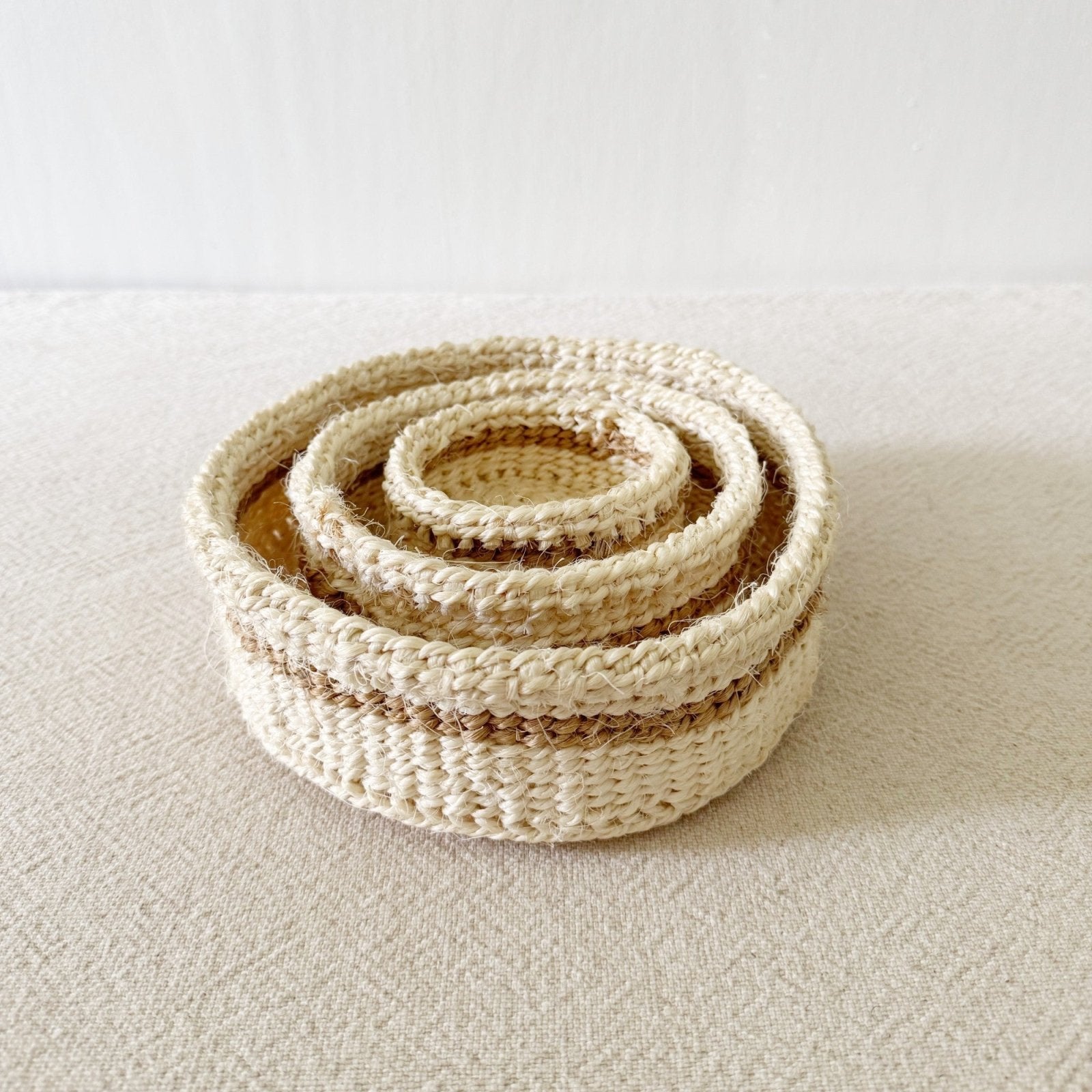 Liani Mini Tray Set: Line - Amsha