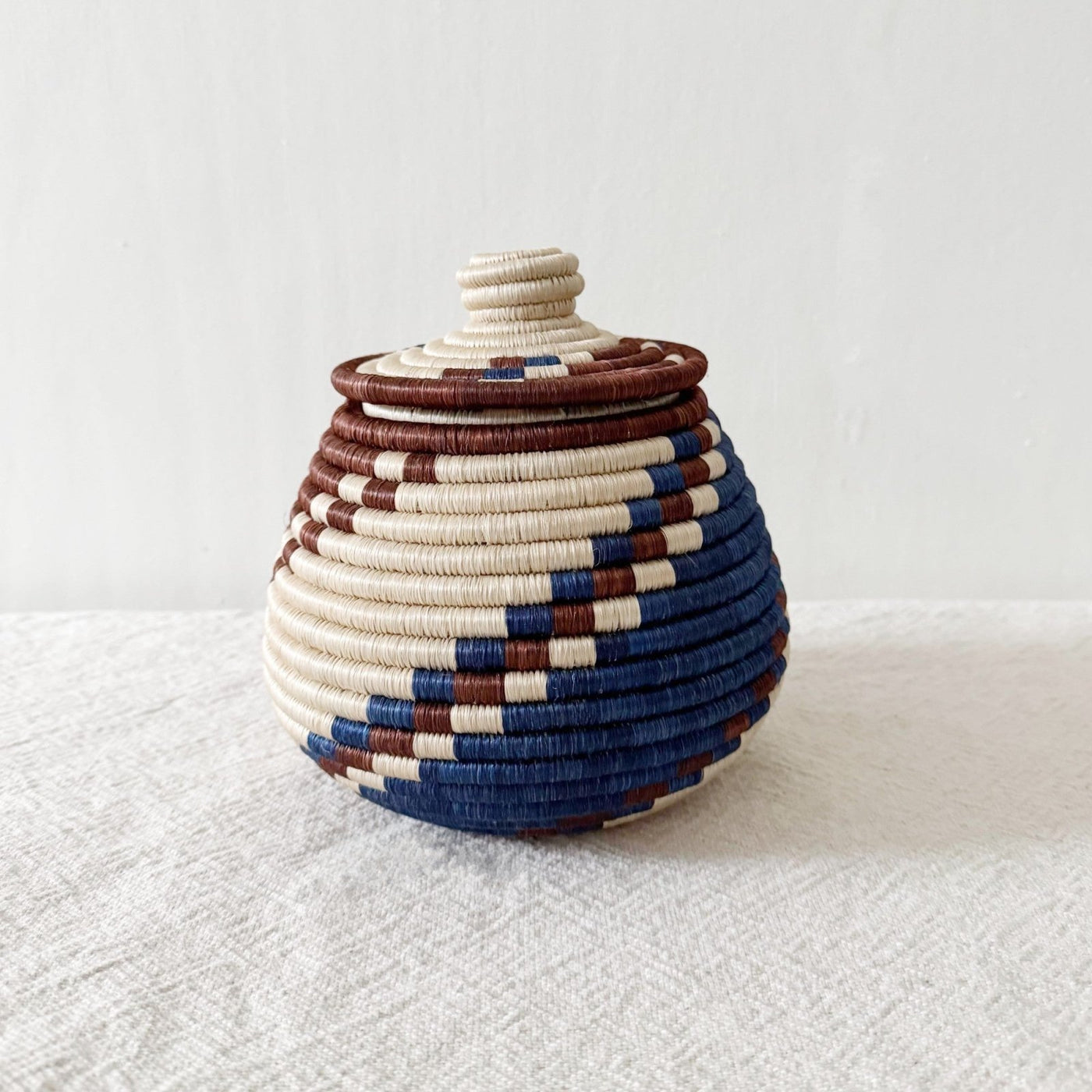 Lidded Treasure Basket: Kabobo