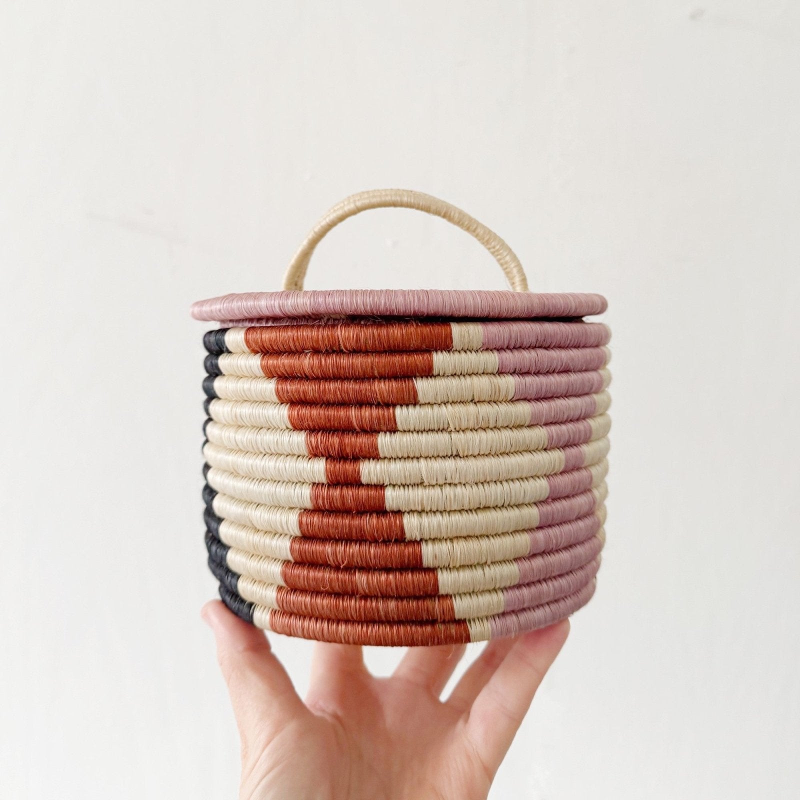 Lidded Treasure Basket: Kimba - Amsha