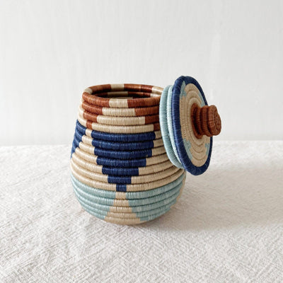 Lidded Treasure Basket: Kimoto - Amsha