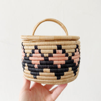 Lidded Treasure Basket: Misao - Amsha