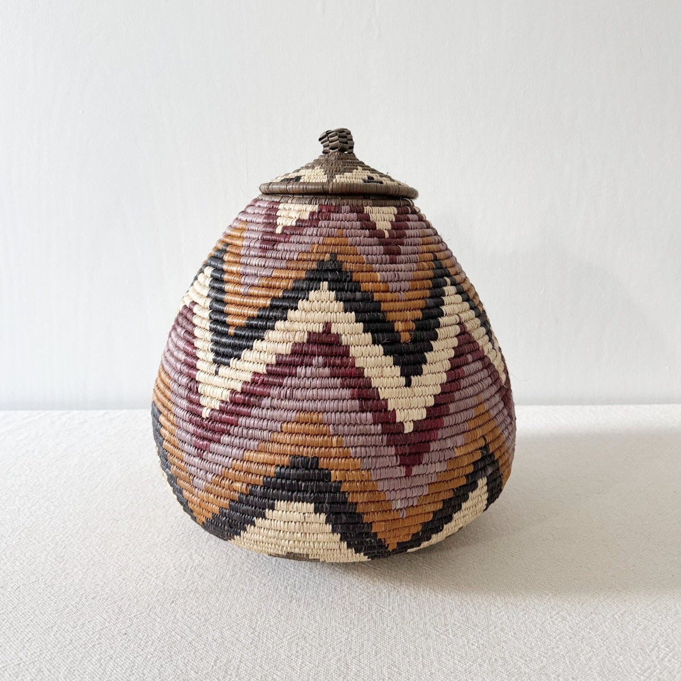 Lidded Zulu Basket #A113