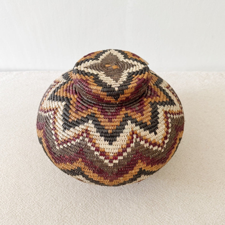 Lidded Zulu Basket A133 - Amsha