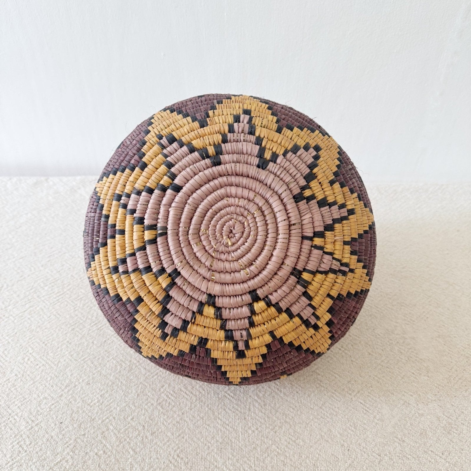 Lidded Zulu Basket B001 - Amsha