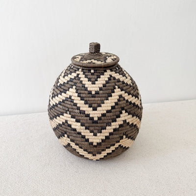 Lidded Zulu Basket F008 - Amsha
