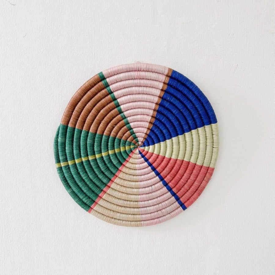Manono Trivet - Amsha