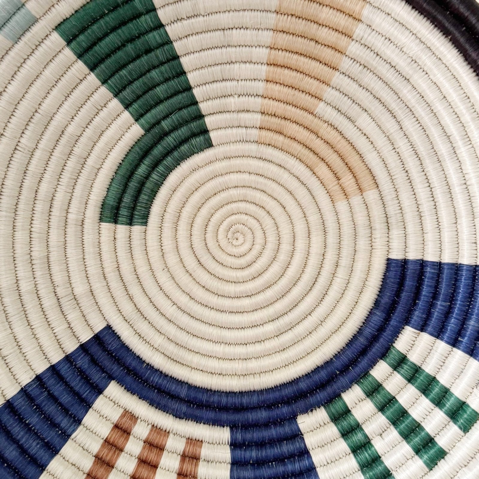 Minago Large Bowl - Amsha