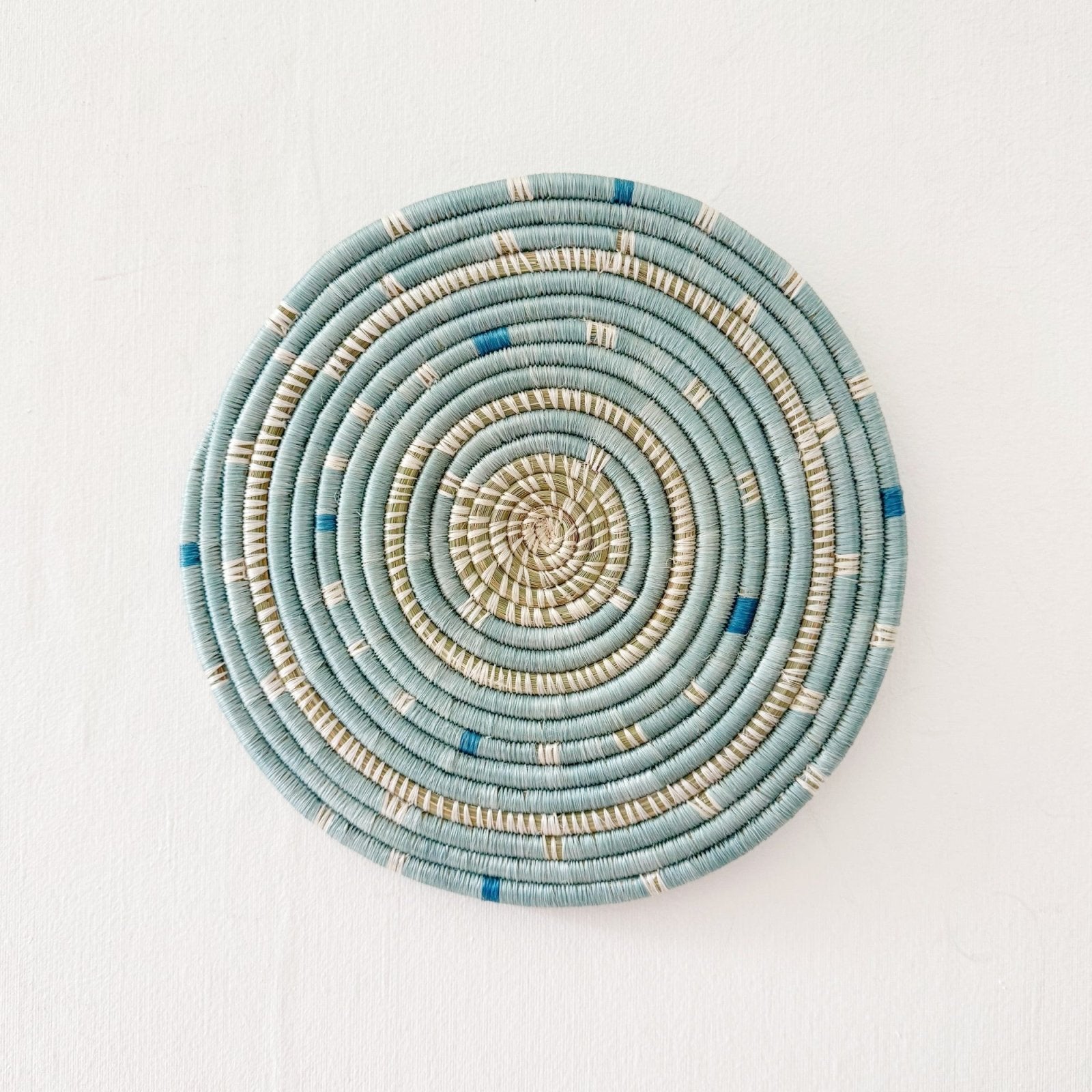 Seka Trivet - Amsha