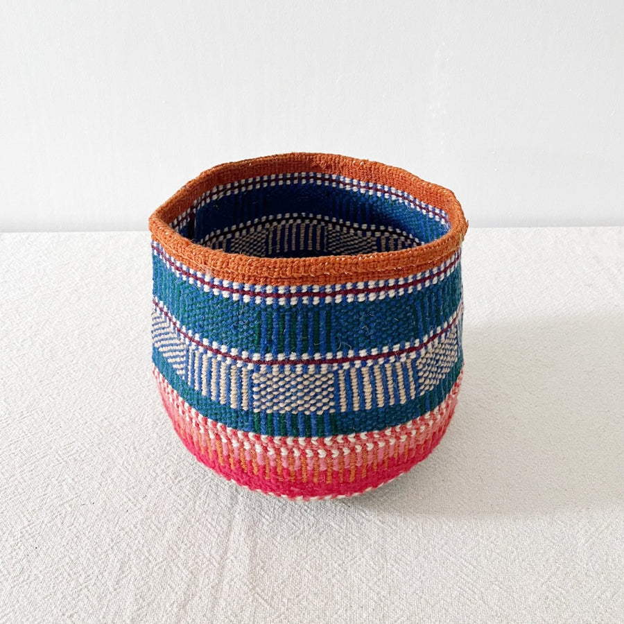 Small Knit Basket - Amsha