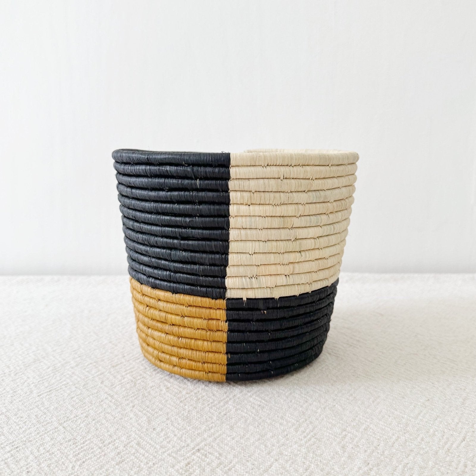 Storage Plant Basket: Barane - Amsha