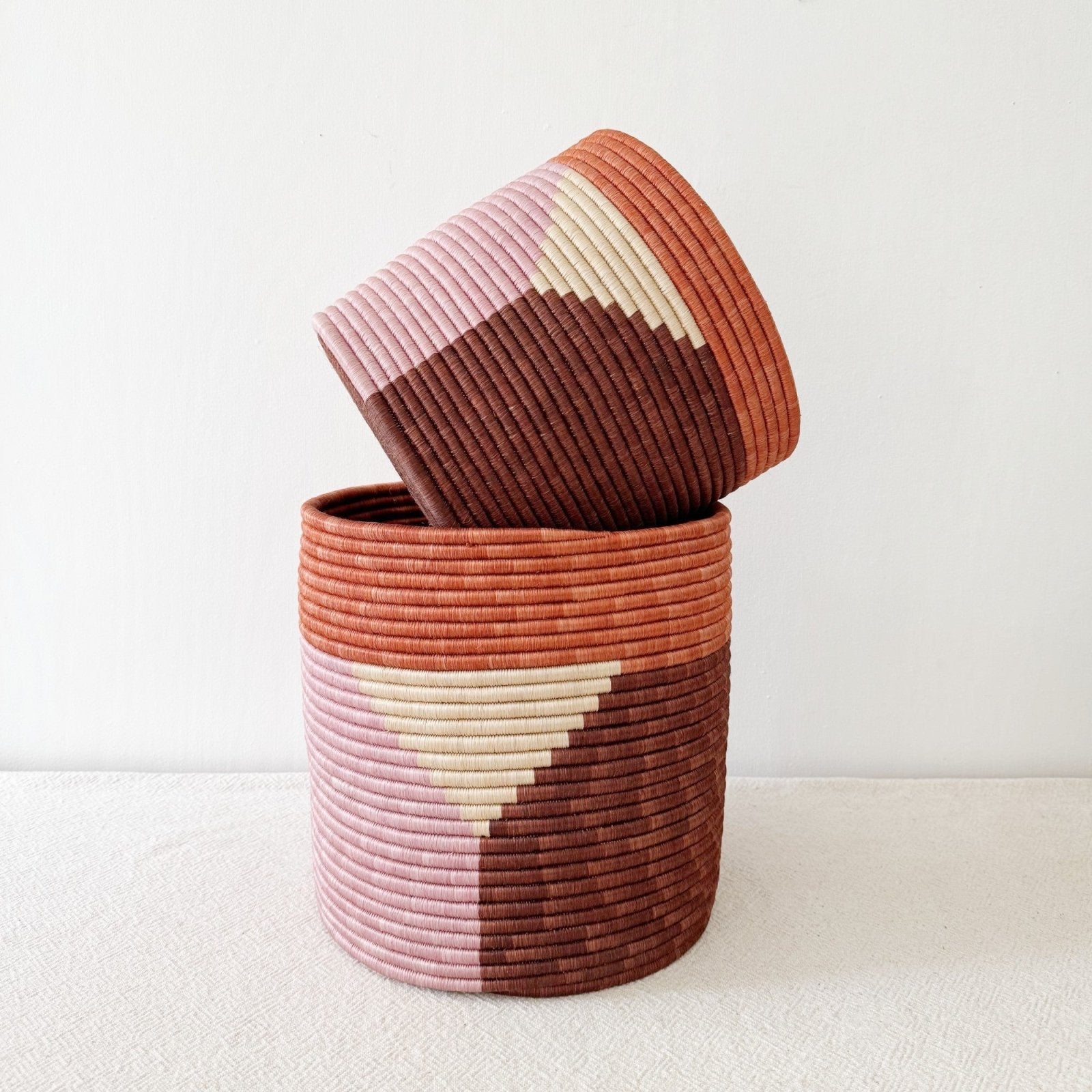 Storage Plant Basket: Gishamvu - Amsha