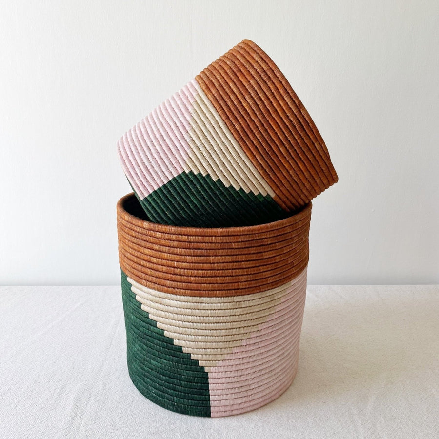 Storage Plant Basket: Shimba