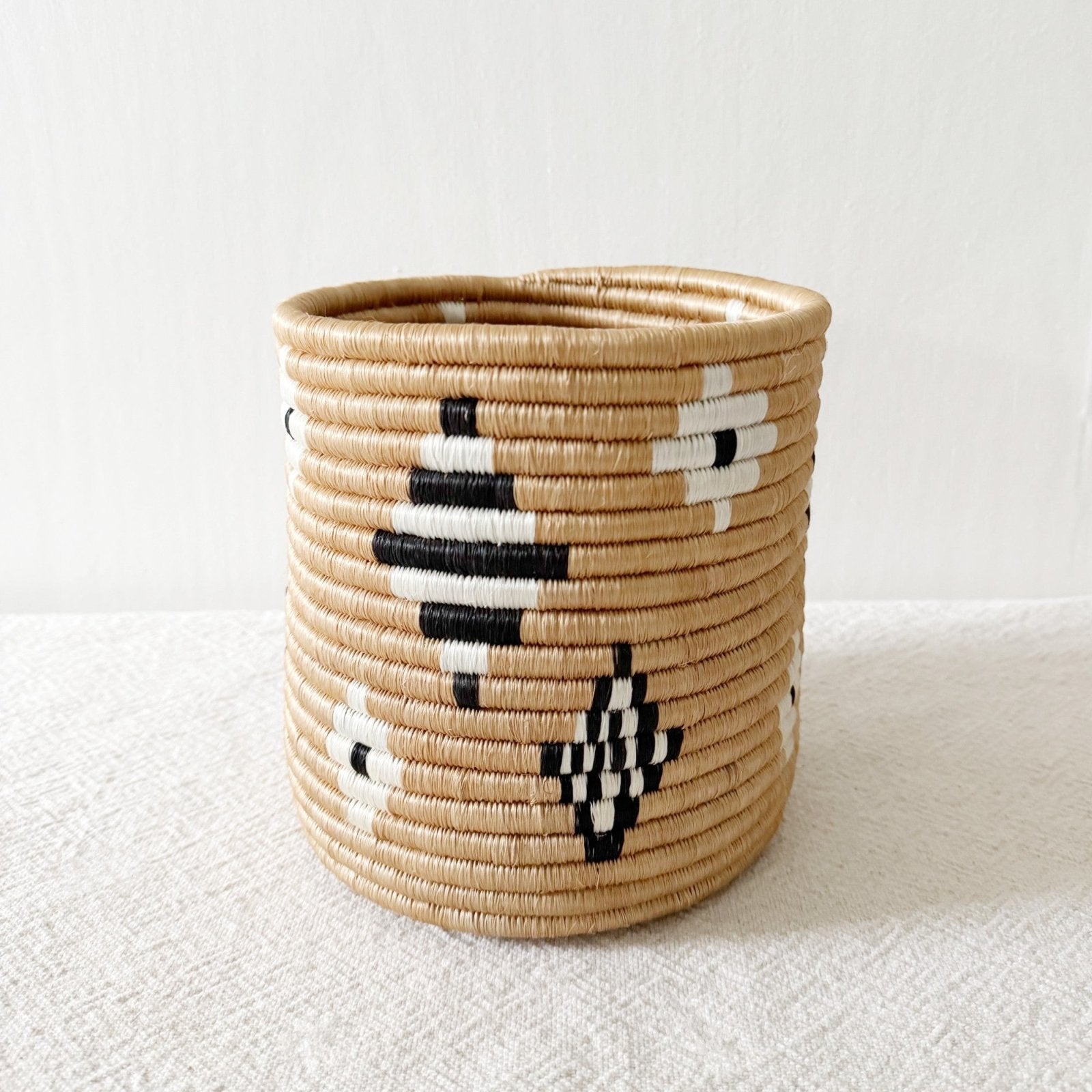 Storage Plant Basket: Teza - Amsha