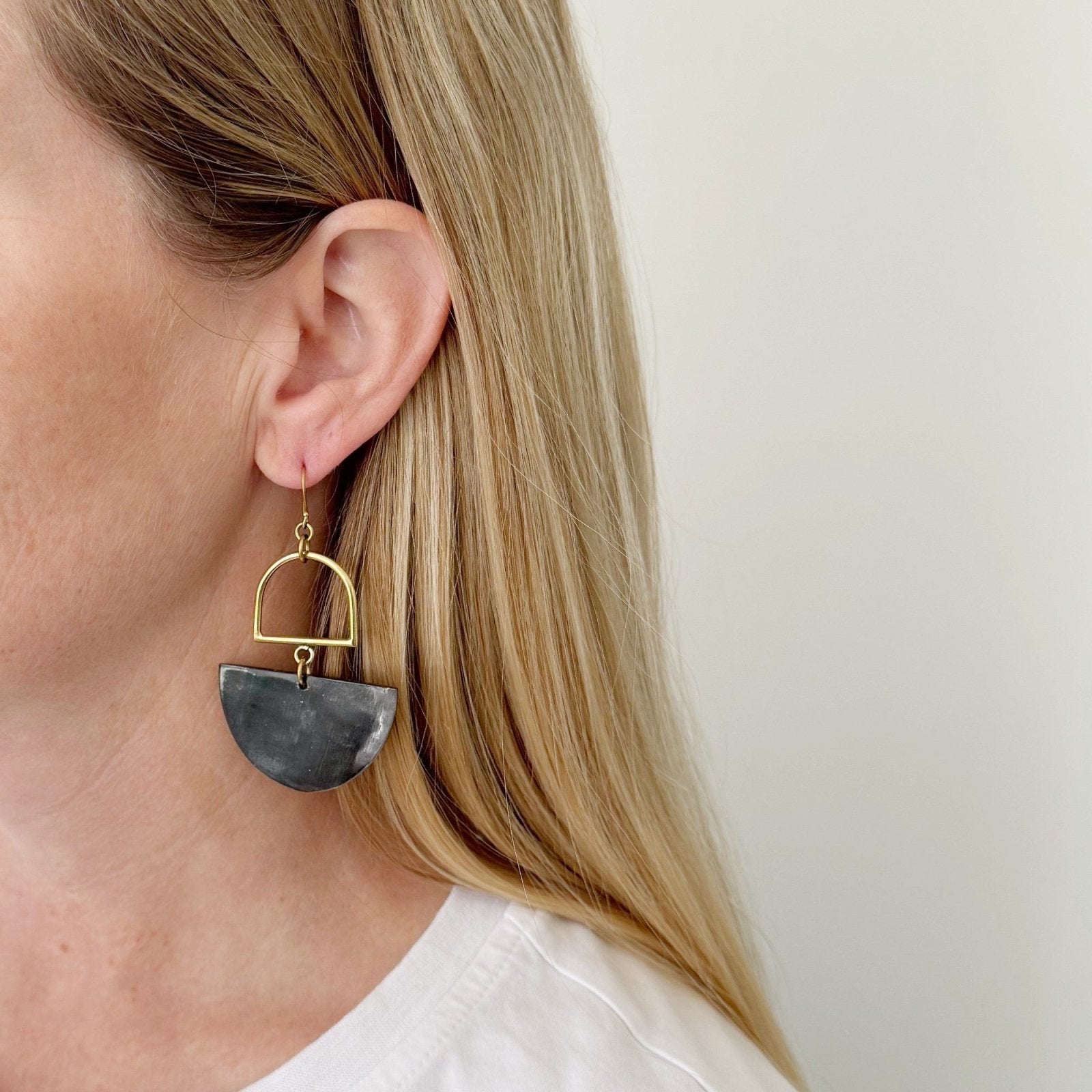 Tamu Earrings - Amsha