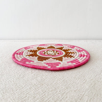 Viyalo Trivet - Amsha