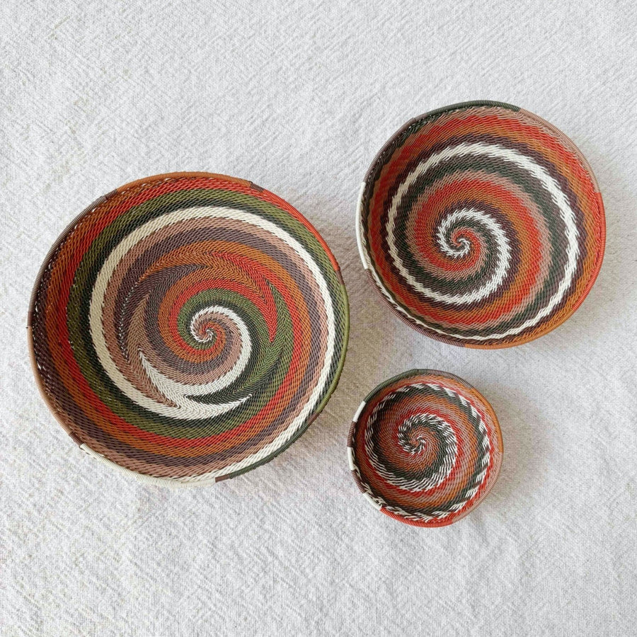 Wire Bowl: Landscape