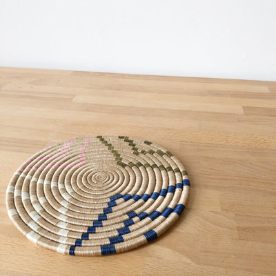 Busoni Trivet - Amsha