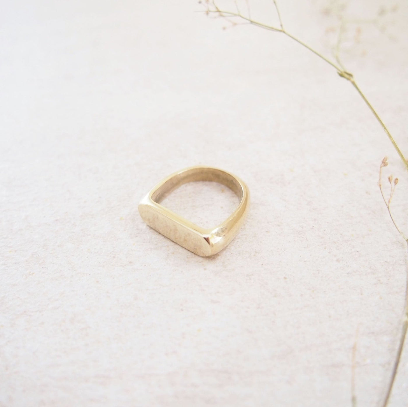 Flat Bar Ring