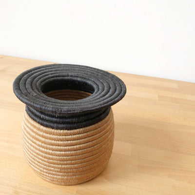 Kisoro Disc Vase - Amsha