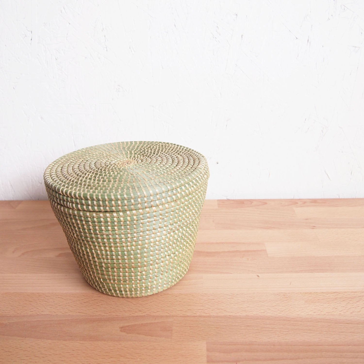 Lidded Round Basket - Amsha