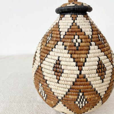 Lidded Zulu Basket #L016 - Amsha