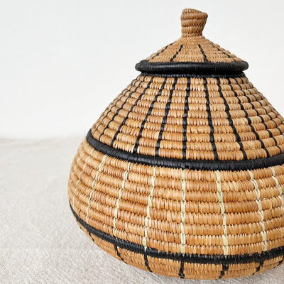 Lidded Zulu Basket #L019 - Amsha