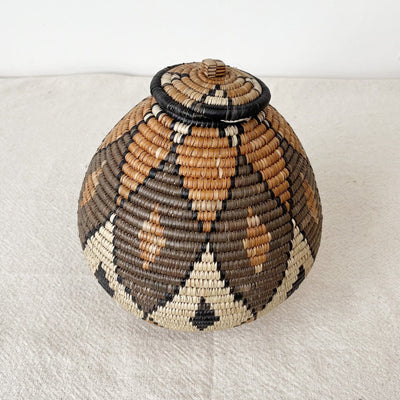 Lidded Zulu Basket #L02 - Amsha