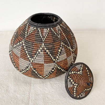 Lidded Zulu Basket #L030 - Amsha