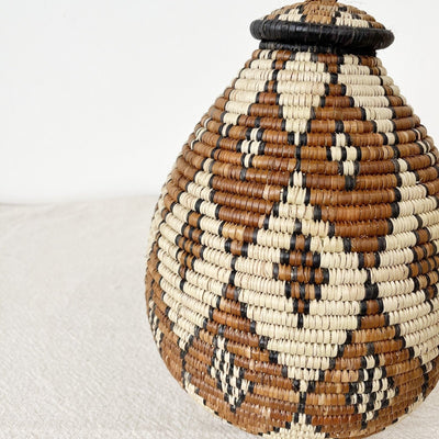 Lidded Zulu Basket #L08 - Amsha
