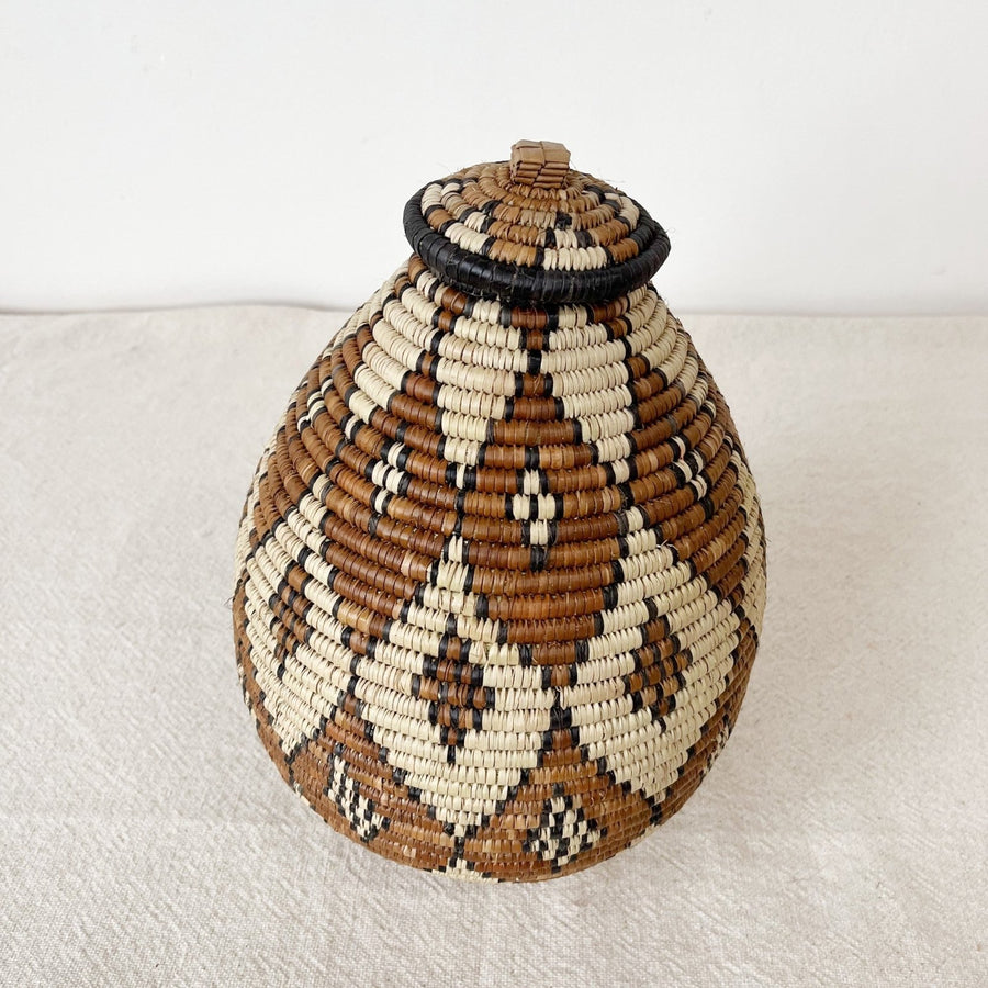 Lidded Zulu Basket #L08 - Amsha