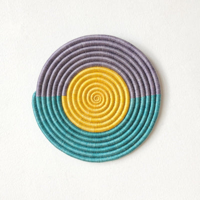 Maiko Trivet - Amsha