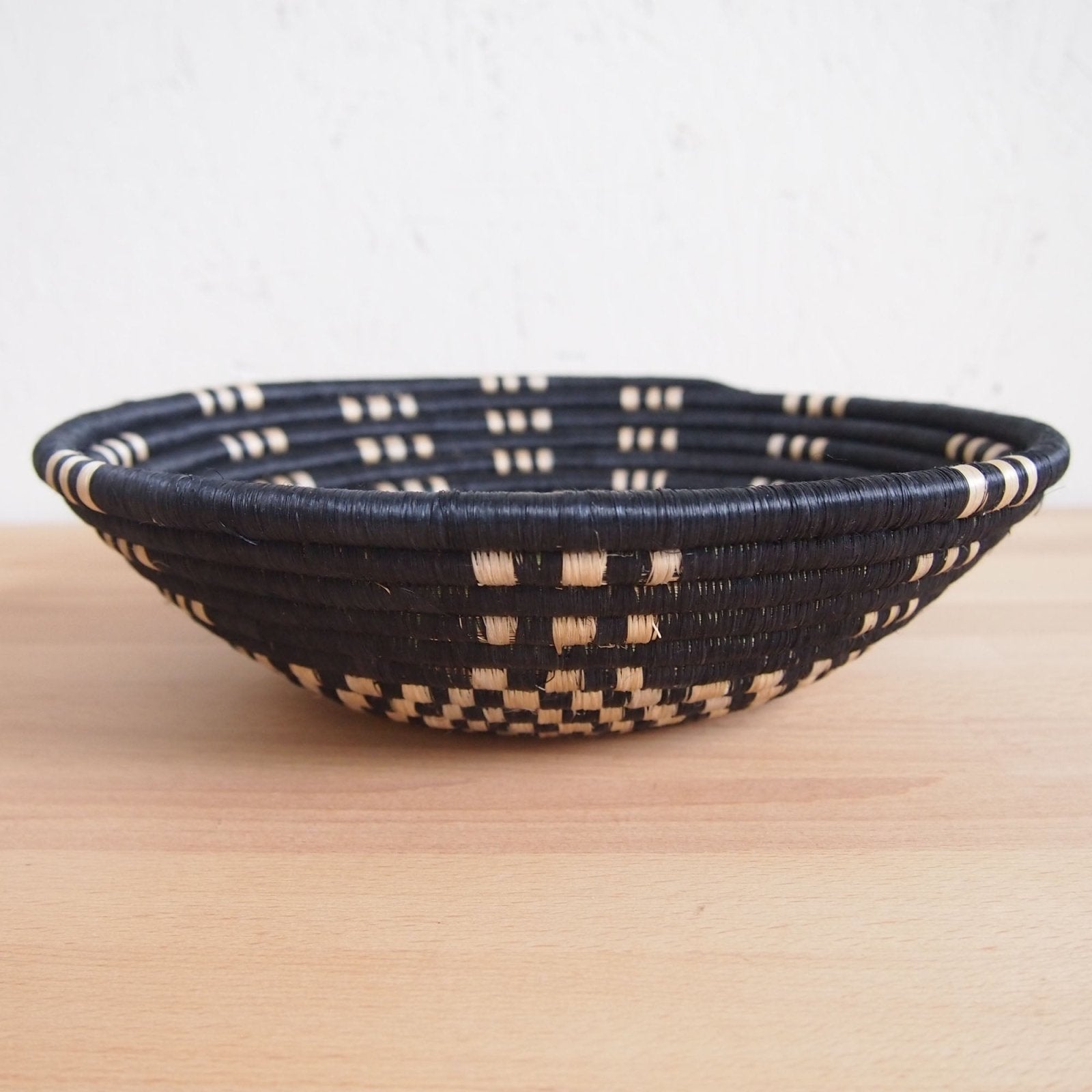 Mukingi Large Bowl - Amsha