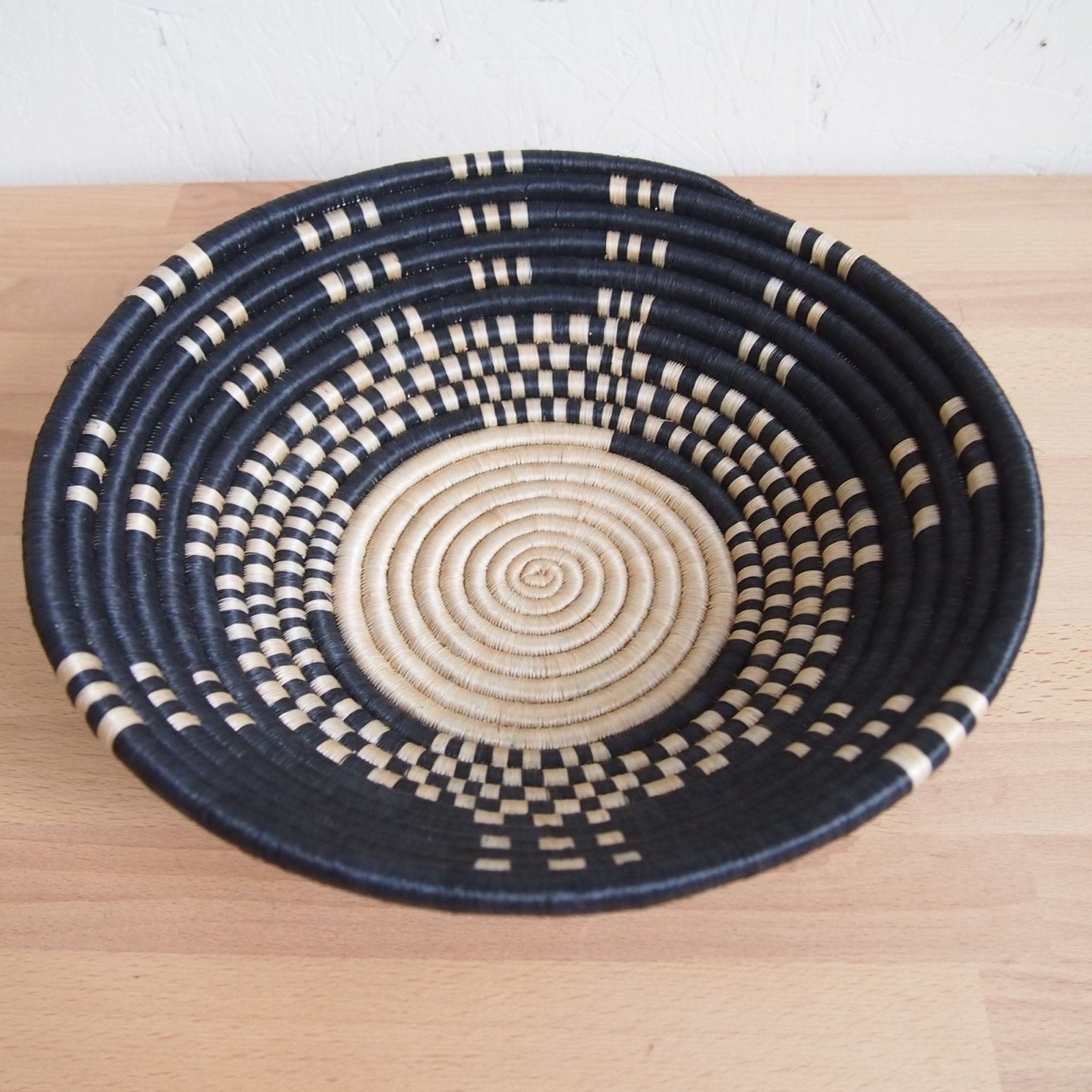Mukingi Large Bowl - Amsha