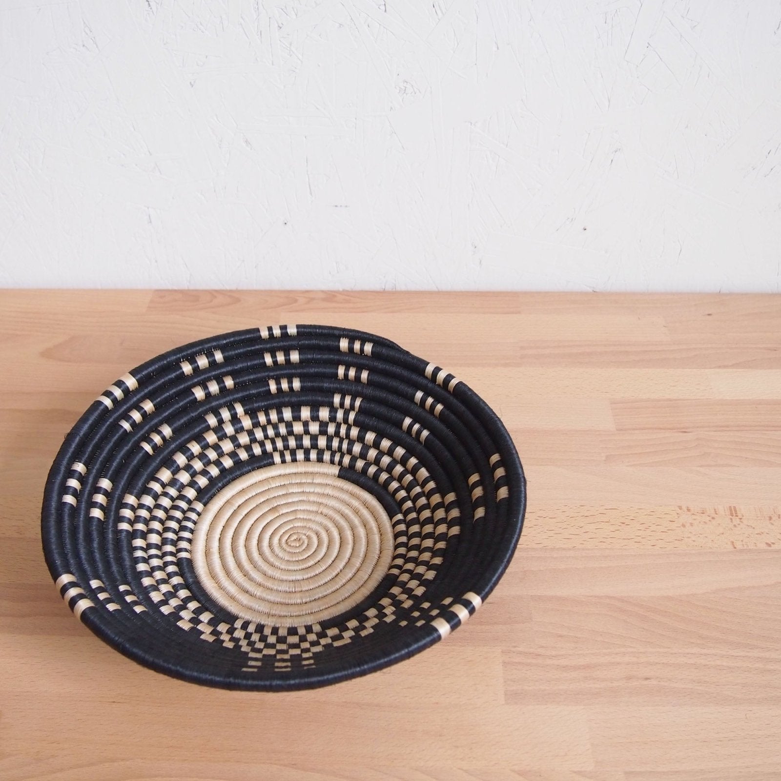 Mukingi Large Bowl - Amsha