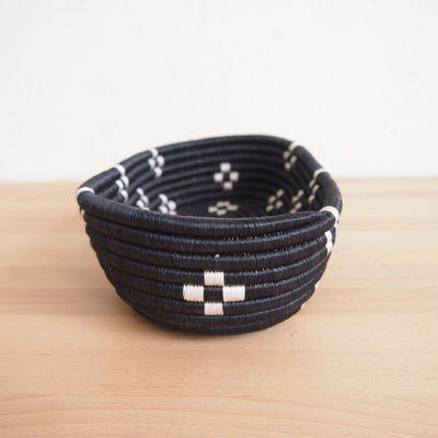 Munazi Bread Basket - Amsha